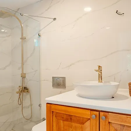 2 Br House With A Fantastic View Of Gümüşlük Daire Bodrum