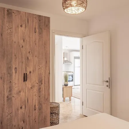 2 Br House With A Fantastic View Of Gümüşlük