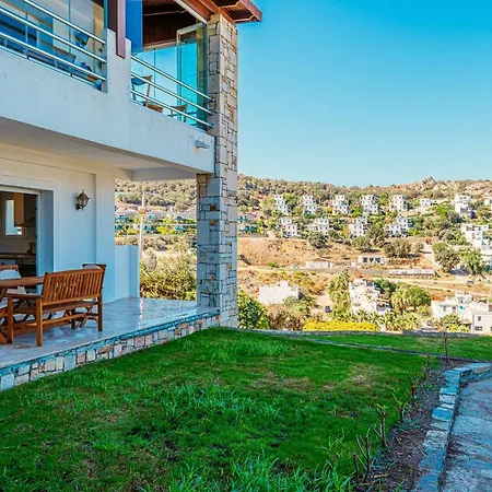 2 Br House With A Fantastic View Of Gümüşlük Daire *
